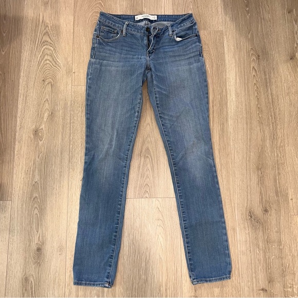 Abercrombie & Fitch Women's Blue Skinny Jeans - Picture 4 of 5